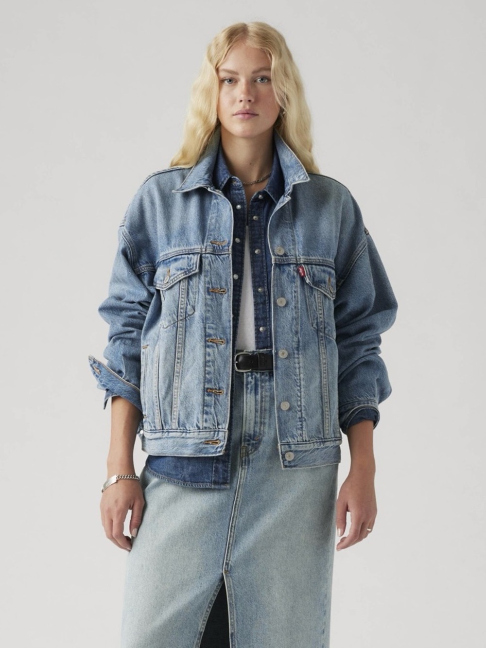 Levi's 90’s Denim trucker jacket medium wash size XS